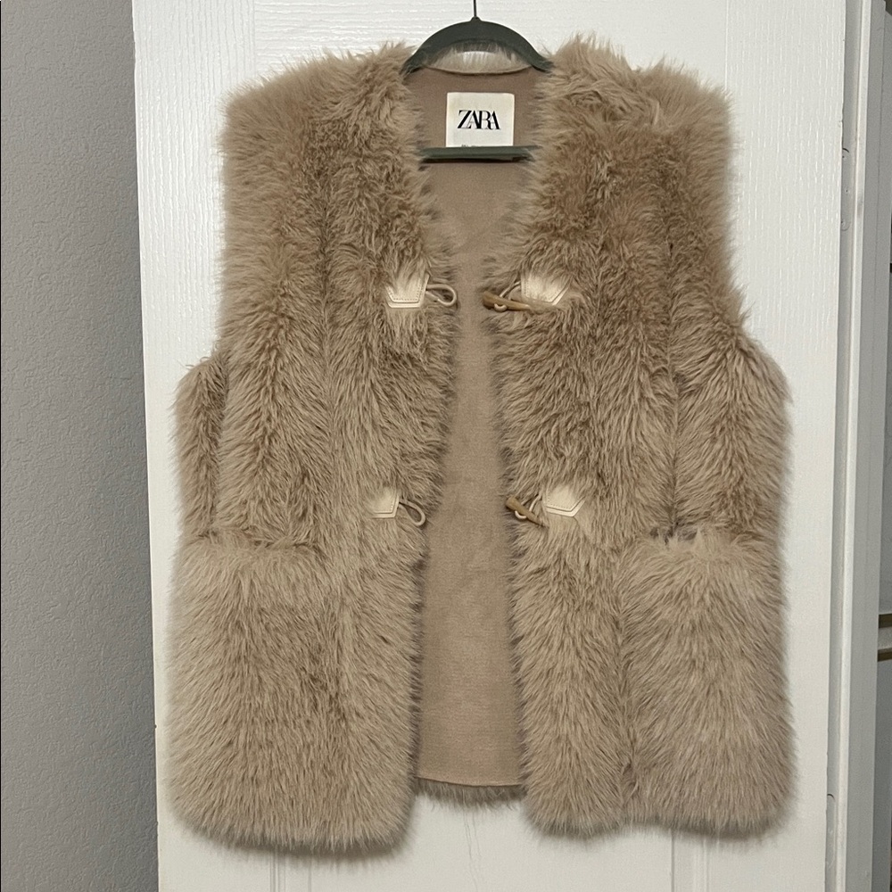 Zara Beige Faux Fur Accent Vest